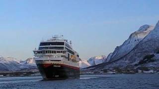 MS Trollfjord leaving Sortland southwards [upl. by Sitruk]