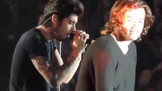 One Direction  Right Now LIVE HD 82914 in Chicago [upl. by Seed]