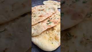 Garlic Butter Naan  Naan Brot Rezept Shorts [upl. by Amian]