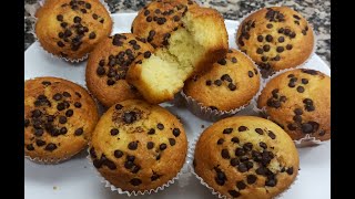 madeleines مادلين كاب كيك باحترافية خفيف كالريشة مع سر نجاحه madeleine مادلين cupcake [upl. by Ennahgem]