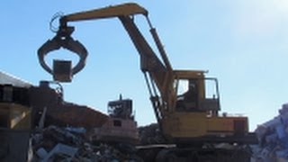 CAT 225 EXCAVATOR  WORKING [upl. by Kingsley]