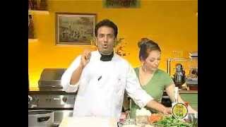 Palak Paneer Recipe 1  Traditional Indian Food  By VahChef  VahRehVahcom [upl. by Olegnaleahcim]