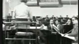 Luciano Berio 1969  Sinfonia für 8 stimmen und orchester [upl. by Ishii216]