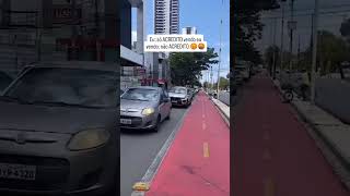 Outro veículo invadindo a pista de bike [upl. by Hilaria824]