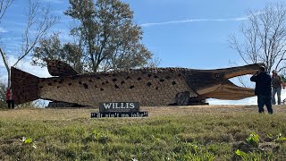 CAJUNS BUILT THIS TO SET IT ON 🔥 BONFIRES on the LEVEE ONLY in Louisiana placesletsgeaux6668 [upl. by Erlinna]