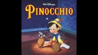 Disney Reviews Pinocchio 1940 [upl. by Anaud227]