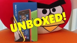 Nokia Lumia 625 Unboxing amp First Look [upl. by Maximilianus]