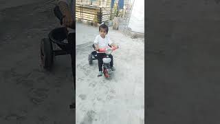 pihu cyclecutebaby viralvideo funnycutebaby youtubeshorts [upl. by Eatnohs]