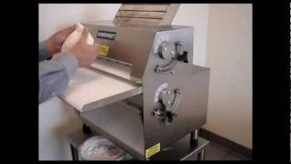 Somerset® CDR2000 Dough SheeterDough Roller [upl. by Ainet]