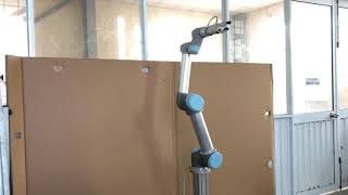 Demo Universal Robots  UR5 with Onrobot RG2 [upl. by Chappie]