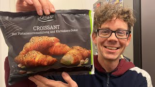 LIDL Deluxe PistaziencremeCroissants im Test  Dubai Style [upl. by Emanuel]