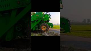 ZIL JÖTT A BÚZÁÉRT 👀🚚 Farming Simulator 22 agriculture [upl. by Einatirb]