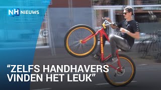 Niels trekt de hele dag wheelies op zijn fiets [upl. by Ttehr]