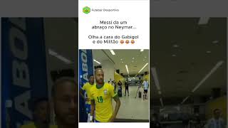 MESSI abraça o NEYMAR e olha cara do GABIGOL e do MILITÃO 🤣 [upl. by Lesab641]