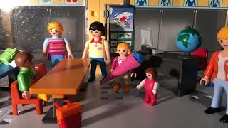 👩🏼‍🏫 Playmobil Film Deutsch Der erste Schultag  PM Kinderfilm Studio  Playmobil Schule [upl. by Siuqcram875]