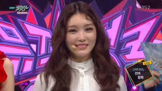 180119 Music Bank Comeback Interview  Sunmi amp Chungha [upl. by Huskamp214]