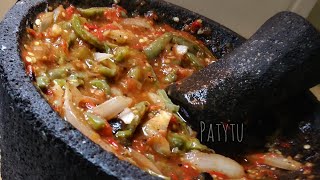 Salsa en molcajete receta con nopales [upl. by Melodee603]