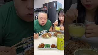 Marido codicioso castigado🍜🍝🍜🥓🥢🍗asmr funnyshorts divertido chinesefood alimentos [upl. by Oca]