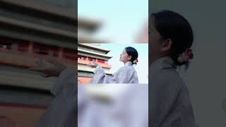 HanfuCitywalk  Explore traditional charm of Beijings Chinachic hutong streets hanfu travel [upl. by Cappello]