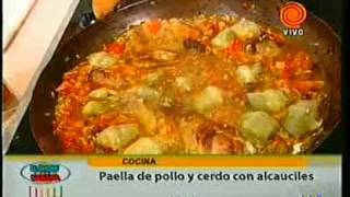 paella de pollo y cerdo con alcauciles pt3 201110313gp [upl. by Ynoble]