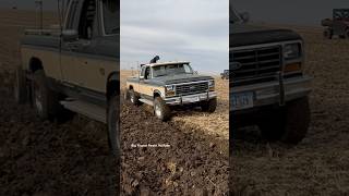 FORD F250 Truck Plowing bigtractorpower automobile ford truck [upl. by Nosrac]