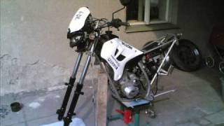 SkyTeam SM 125 motard [upl. by Ibob772]