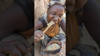 Its Lovely food 🥰 girls hadzabe tribe enjoy breakfast time🥰 Very Delicious food [upl. by Kerman30]