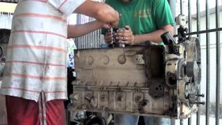 Rebuilding Cummins Marine 6b 6bt 6bta diesel for fishing boat in Costa Rica [upl. by Niltac]