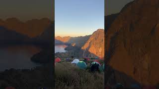 View dari Pelawangan Danau Segara Anak rinjanimountain mountrinjani gunungrinjani rinjani [upl. by Annunciata]