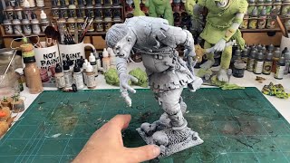 Baldwin my Bretonnian Megagargant gets a Zenithal Prime ready for painting with contrast paints [upl. by Annoiek]