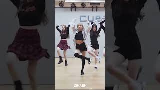 여자아이들 전소연 focus 라타타 안무연습영상 세로캠 ｜ GIDLE LATATA JEON SOYEON Foucs Dance Practice Movie [upl. by Hairej]