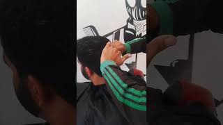 How to Load a Blade into a Shavette or Straight Razor Remove and Change haircut [upl. by Orag721]