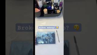 How to fix broken eyeshadows beautytutorial makeuptips [upl. by Wenoa]