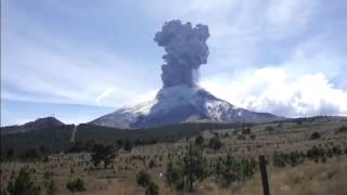 Impresionante video del popocatepetl rugido [upl. by Sasha852]