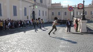 Cambio della Guardia al Quirinale con i Bersaglieri [upl. by Hgielyk]