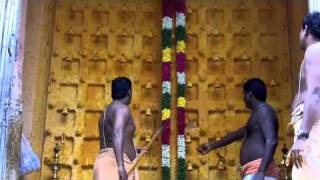 Travel India Darshan at Karuppasamys Most Famous Temple Madurai [upl. by Hamlet326]