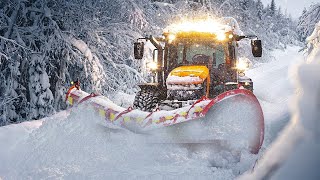 Plowing The Road in the Cold Winter Snowfall Weather  Snowplowing  snowplow  snowplow  plowing [upl. by Lombardo]