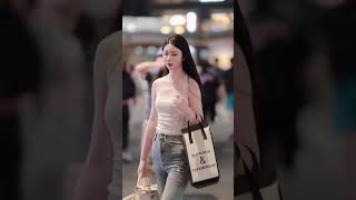 Street fashion China girl chinesestreetfashion tiktokchina douyin [upl. by Turpin]