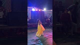 Beautiful girl beautiful dance shortsfeed dance trending viralshort viralshorts [upl. by Lymann]