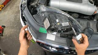 2012 AUDI Q7 XENON HEADLAMP BULB REPLACEMENT D3S [upl. by Mushro]