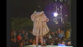 Pelz fur zobel zibeline sable runway Italia 1991 with golden sable Part 13 [upl. by Keverne]