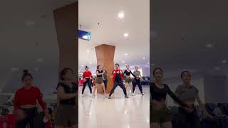 single ldies trending danceviral dancechallenge [upl. by Yelwah]