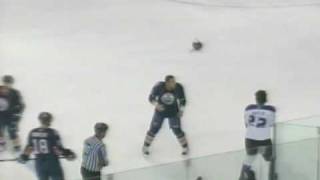 Brian Boyle vs Theo Peckham Apr 7 2009 [upl. by Aileduab164]