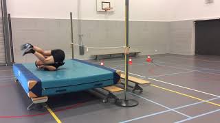 Gymles Atletiek 4 Hoogspringen 2 Fosbury Flop [upl. by Ardiedal]