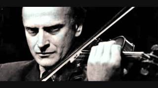 Yehudi Menuhin quotViolin Concertoquot Beethoven 2 Mov [upl. by Stamata549]