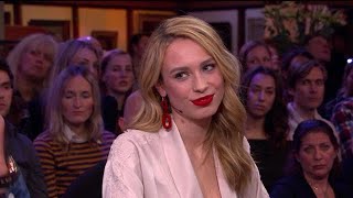 Loiza Lamers vertelt voor het eerst over herseninf  RTL LATE NIGHT [upl. by Grani]