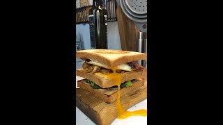 Best CHICKEN SANDWICH Recipe I ever made shorts [upl. by Bourque399]