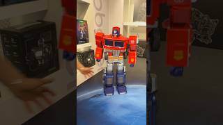 🤯 SELF TRANSFORMING OPTIMUS PRIME 🦾 shorts optimusprime transformers [upl. by Daugherty]