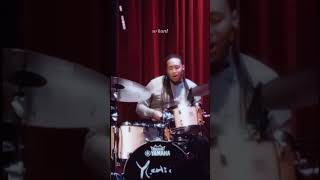 Jamison Ross Serenades the audience in Oakland CA with his Voice and Drum SayYouLoveMe [upl. by Jamil595]