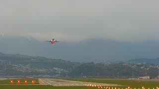 Аэропорт Адлер Красивый взлёт самолётов  Adler Airport Beautiful airplane takeoff [upl. by Myra]